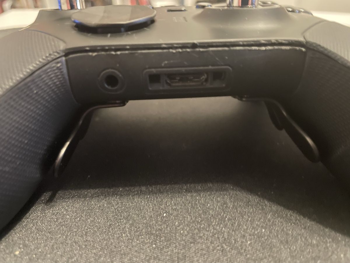 Microsoft Controller: Xbox Elite Series 2 Controller – Usato da Münchringen venduto da loo_b7bd 6