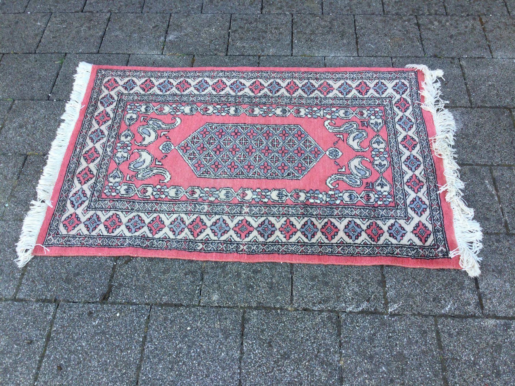 Tappeti: Kleiner gebrauchter Teppich – Usato da Wangen SZ venduto da kuriosum12 4