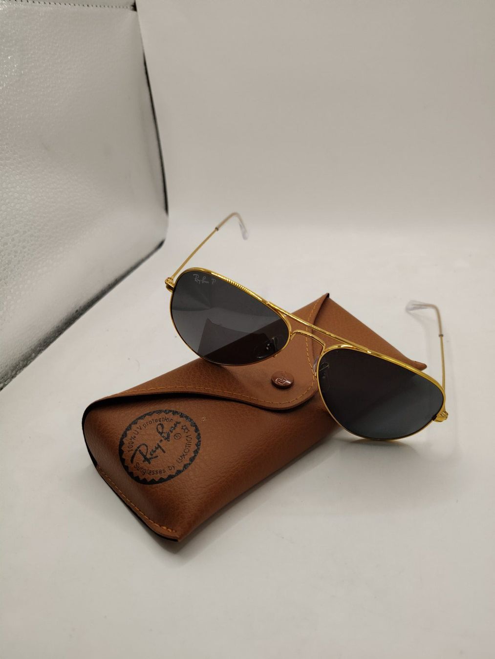 Ray-Ban Brillen & Gläser: Ray Ban - Aviator - Gold/Schwarz – Neu und originalverpackt aus Dällikon von Retouren_Resale