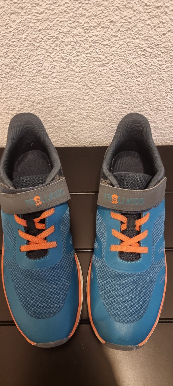 Scarpe da uomo: Schuhe Trollkids 39 – Usato da Glattpark(Opfikon) venduto da TatianaVladimirova 3