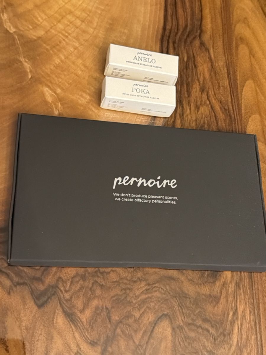Profumi & Eau de Toilette: Discovery Set 10x 2ml Parfums von Pernoire – Nuovo (secondo la descrizione) da Wetzikon ZH venduto da anj_n88z
