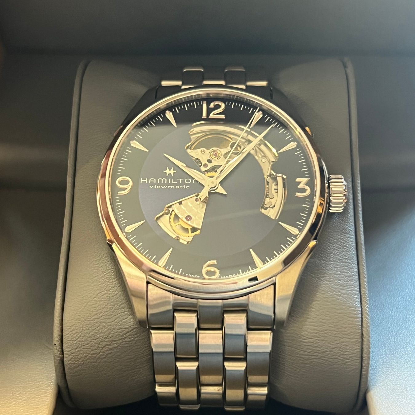 Hamilton Montres: Hamilton Jazzmaster Open Heart Full Set H32705141 – D'occasion à Carouge GE par Watchaser