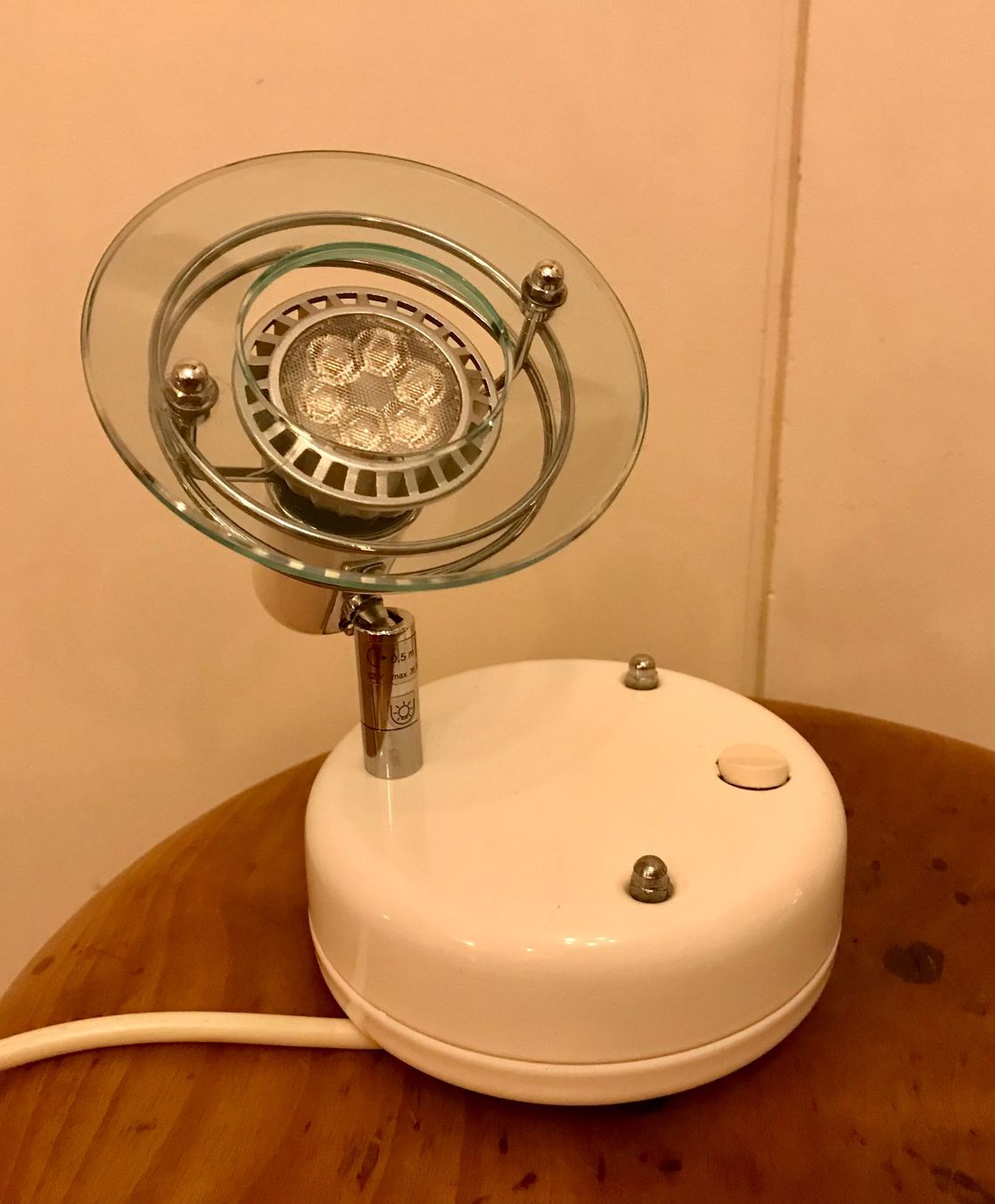 Lampade: Vintage Tisch-/Wandlampe – Usato da Basel venduto da nostanz 3