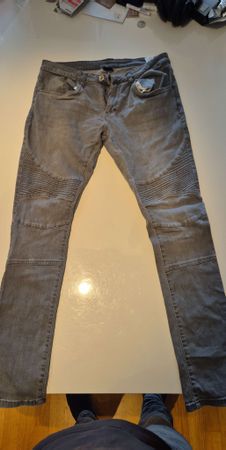 Urban Classics Jeans mit Biker Style Elementen, Grösse 36