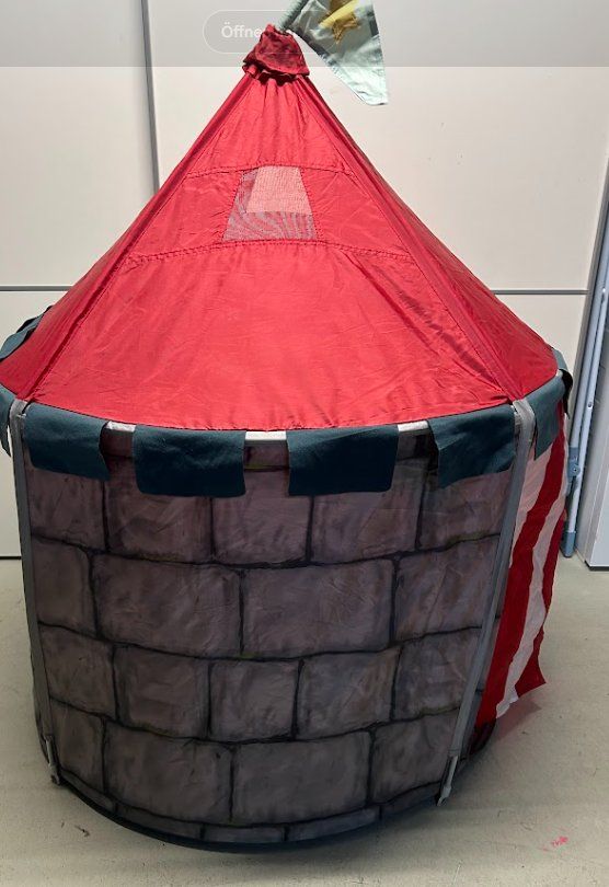 Alri letti & mobili per bambini: Spielzelt Kinder Ritterburg – Usato da Sins venduto da fruchtzwergli1