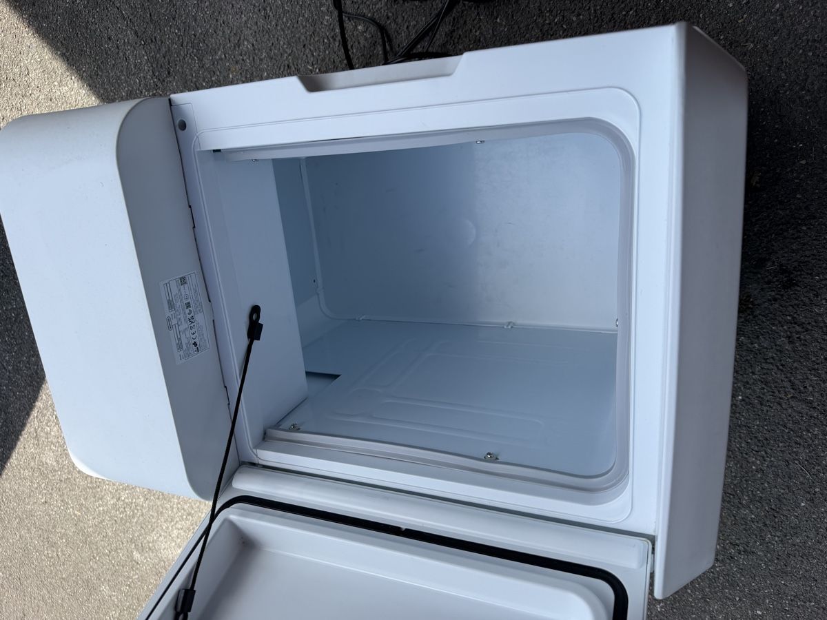 Mobicool Kühlschränke & Kühlen: Kompressorkühlbox 38l – Gebraucht aus Widnau von RenGi800 4