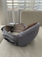 Gagaku - Inclined Baby Carrier Waist Stool