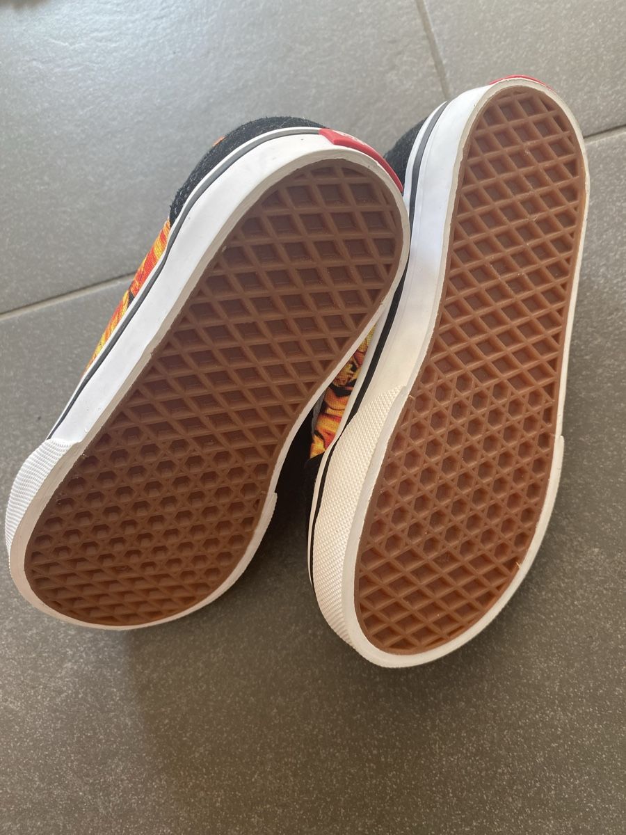 Vans Schuhe für Jungen:  Vans Schuhe Kinder Grösse 24  – Gebraucht aus Binningen von Eober 2