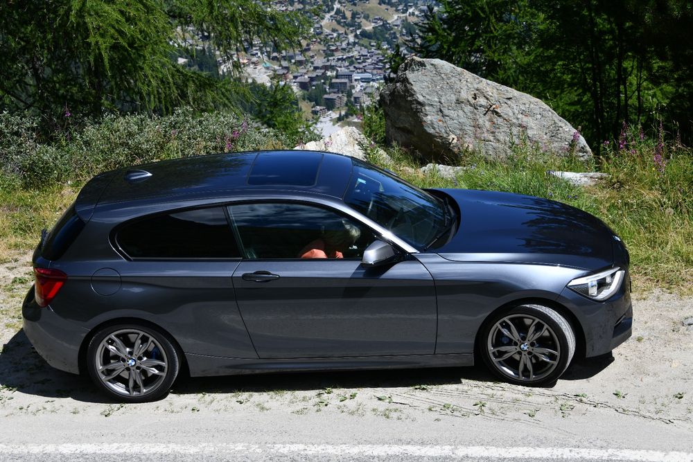 Superbe BMW M135 xDrive Steptronic 3.0L 320 cv  3 portes F21 7
