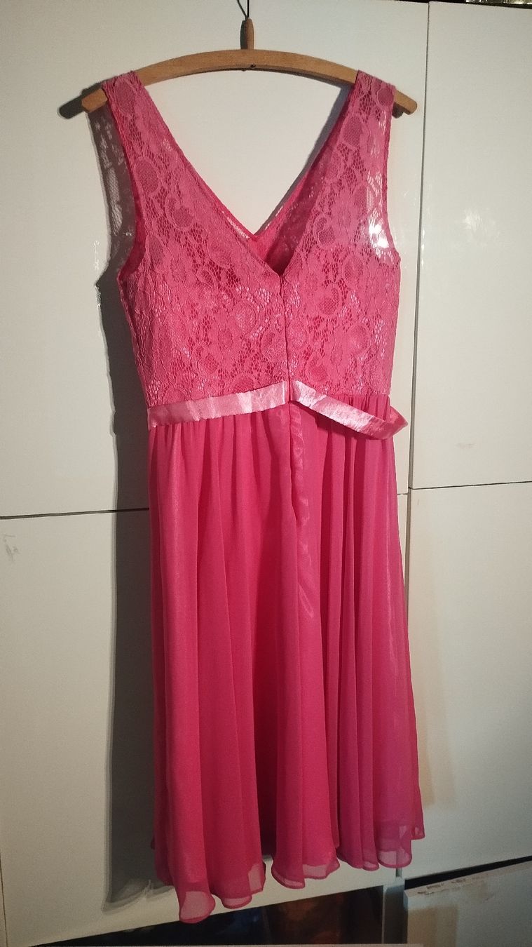 Robes: pinkes Abendkleid Gr.L – D'occasion à Bürglen OW par ric_89ln 1