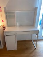 Schreibtisch Micke IKEA