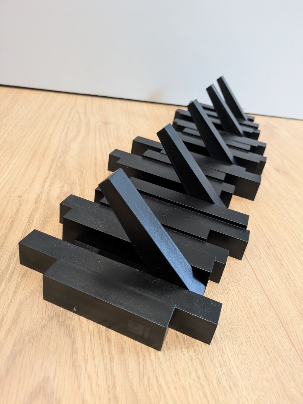 Guardaroba: UMBRA - Wandgarderobe Sticks Schwarz – Usato da Winkel venduto da Kade50 2