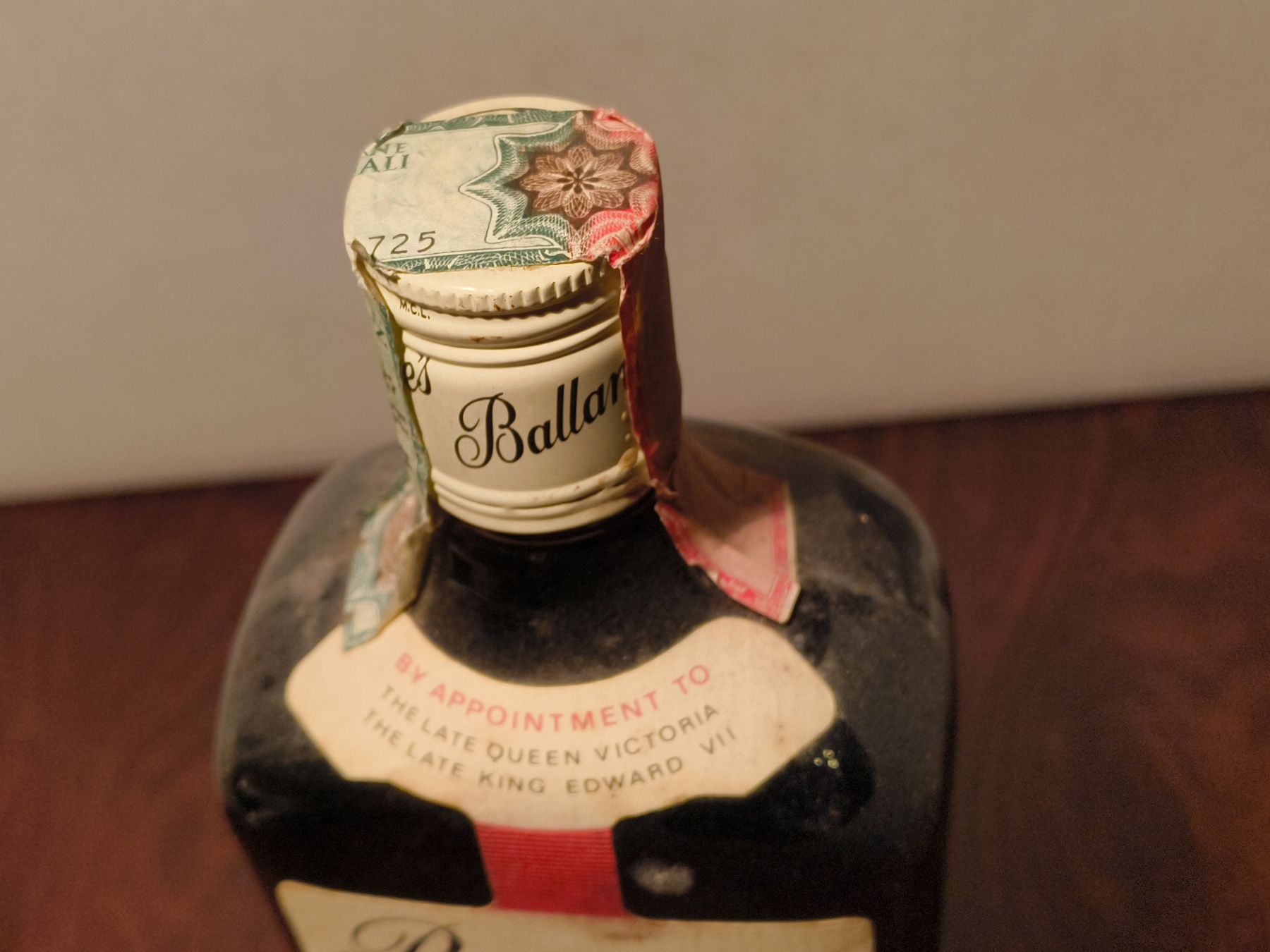 Ballantines Spiritueux: Flasche Ballantine's Finest Scotch Whisky Italien Blombe – Neuf (Voir description) à stettlen par VintageBern_ch 4