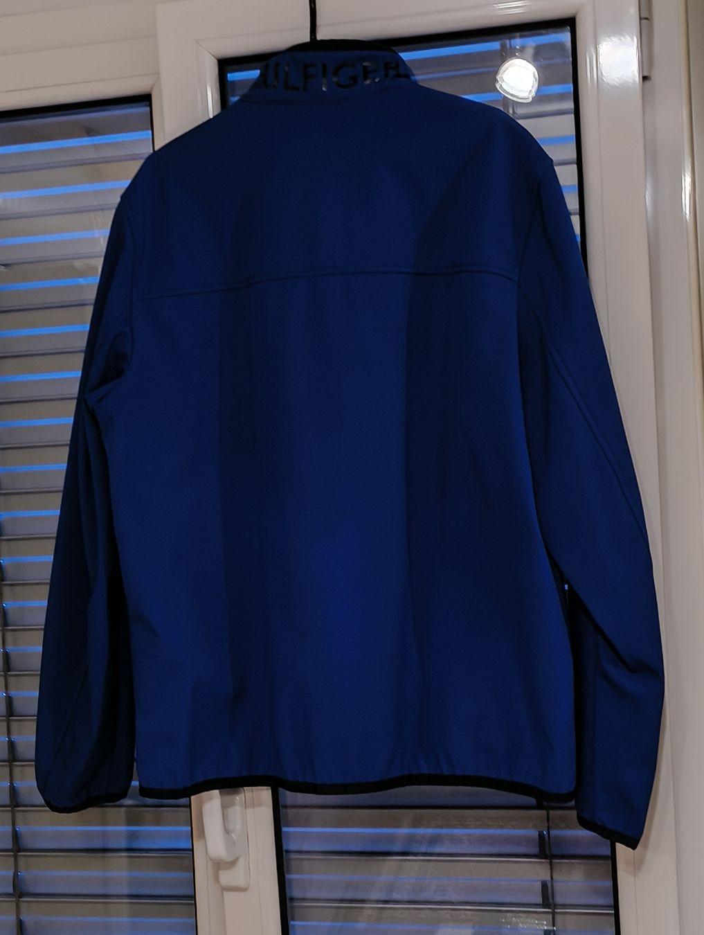 Giacche: Jacke von Tommy Hilfiger grösse L – Nuovo (secondo la descrizione) da Zürich venduto da brockenhaus_ZH 1
