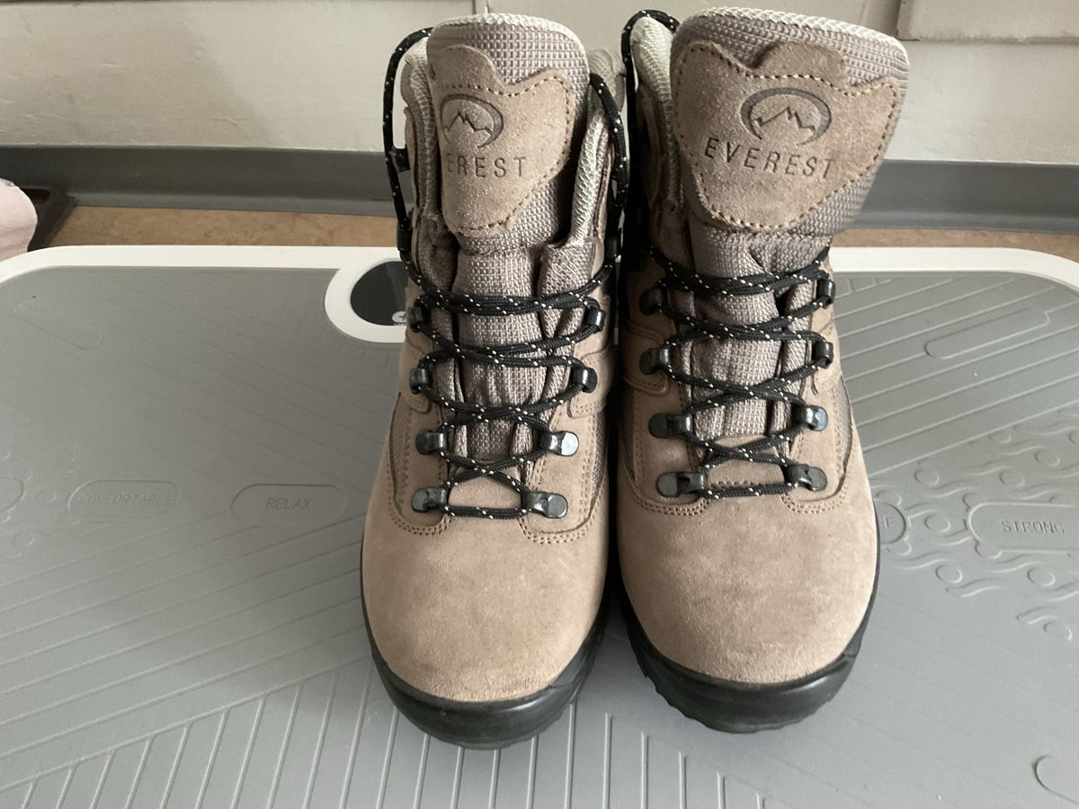 Everest Scarpe da uomo: Wanderschuhe  – Usato da Herisau venduto da eri_2tb5