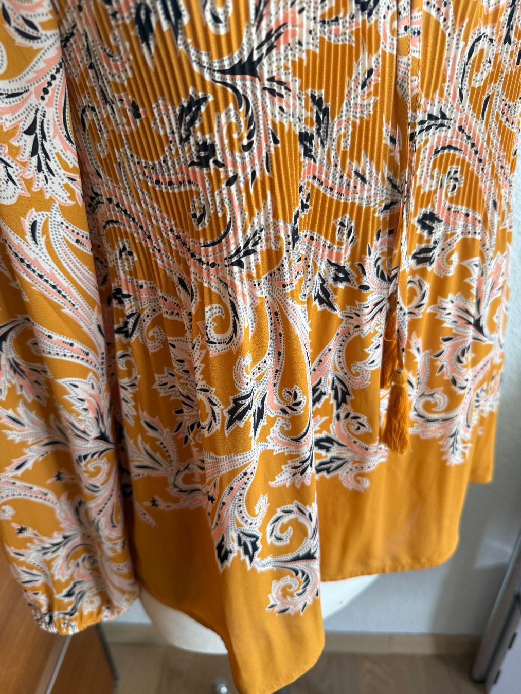 Camicette: Neuware Bluse Grösse S – Nuovo e nell'imballaggio originale da Kirchdorf AG venduto da coco123 2