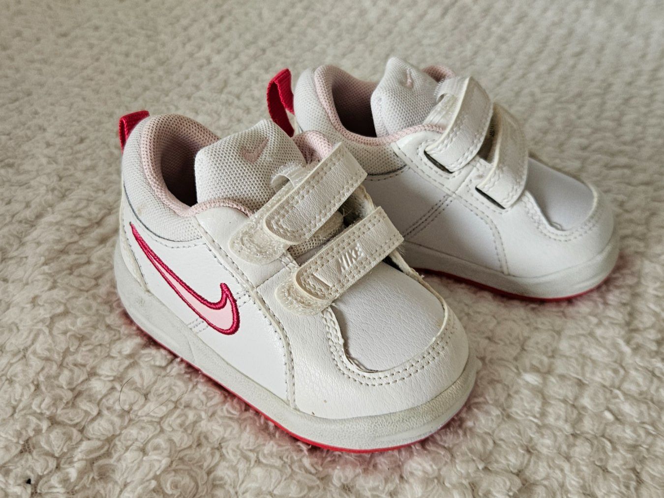Nike Scarpe per ragazze: Nike baby sneakers – Usato da Affoltern am Albis venduto da Katarinushka