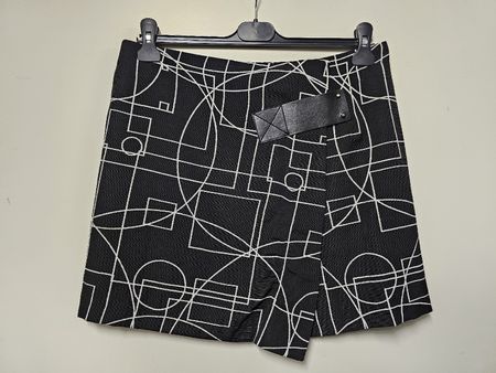 Jupe Cop.Copine/Graphique Asymétrique/Noire/Traits Blancs/40