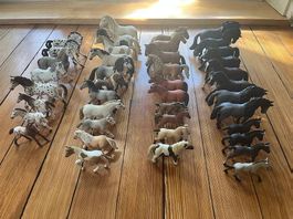Schleich Pferde und Zubehör