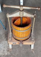 Obstpresse / Trotte