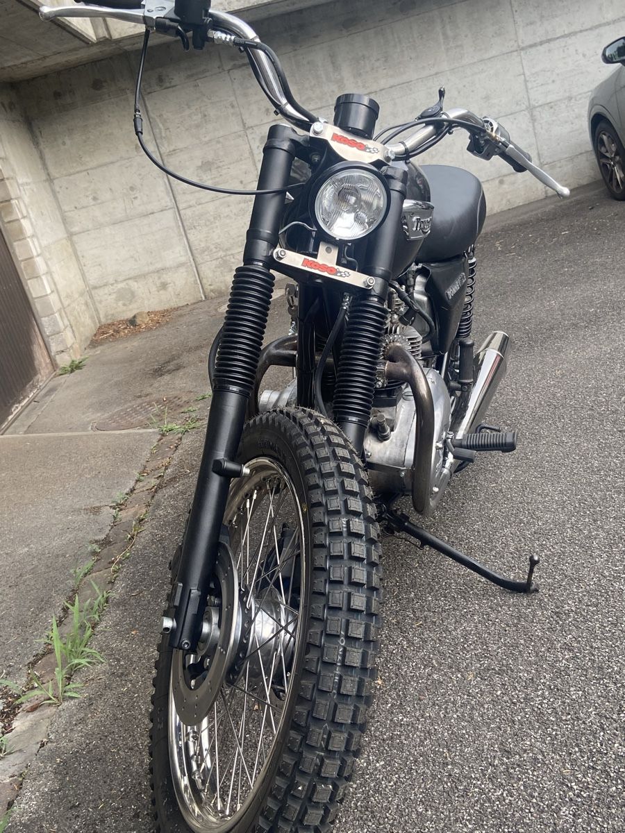 Route: Triumph T140 Harris 1986 – D'occasion à Obfelden par macarty