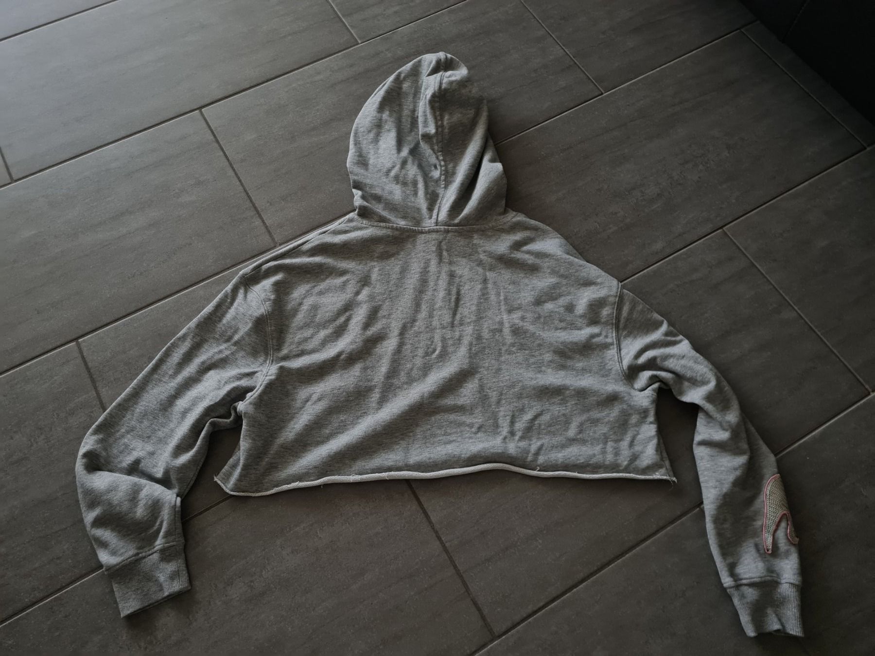 Maglioni & Felpe: TALLY WEIJL Kaputzenpullover grau gr.S – Usato da Mezzovico venduto da maemy 3