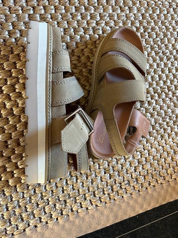Scarpe da donna: Clarks GR.38 Sandalen beige – Nuovo e nell'imballaggio originale da Flüh venduto da fuchssa1 1