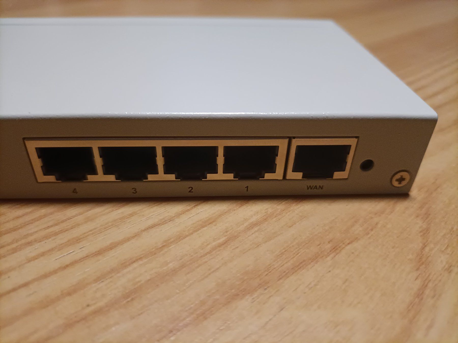 Modems & Router: 4 Port Router mit USB-Printer Server, gebraucht – Gebraucht aus Schöftland von Snacketti7 2