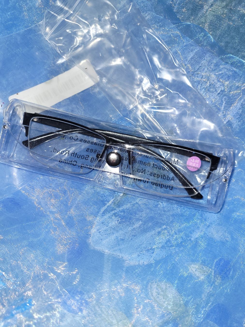 Occhiali & Lenti: Klappbare Lesebrille + Etui, Neu +3 – Nuovo e nell'imballaggio originale da Bassersdorf venduto da arkais 2