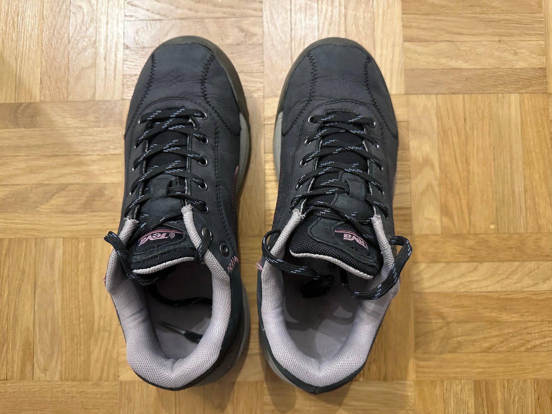 Teva Damenschuhe: Teva Trekkingschuhe Wanderschuhe Leder Gr. 37 – Gebraucht aus Winterthur von nelead 1