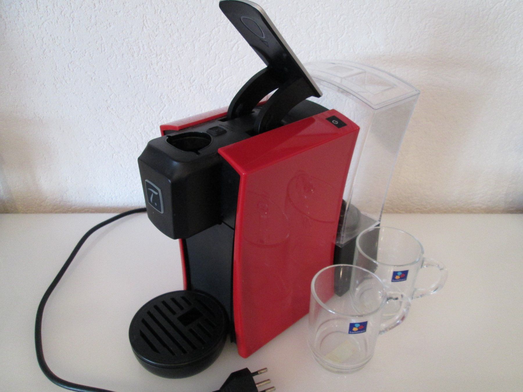 Nestlé Macchine per caffè & Macchine per espresso: Teemaschine - Special.T Machine  von Nestle – Usato da Movelier venduto da ddomenika 1
