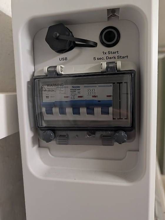 Dispositivi a energia solare: Fronius Reserva 15.8 Batteriespeicher – Usato da Winterberg ZH venduto da Phuturephil 2