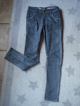 NEUE NILE Damen Jeans Gr XS mit leichtem Schimmer