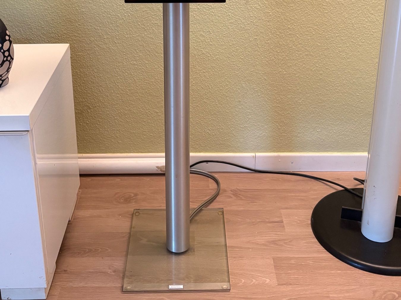 Spectral Supporti a parete: Lautsprecherstandfüsse – Usato da Rüschlikon venduto da ivo_ckh6
