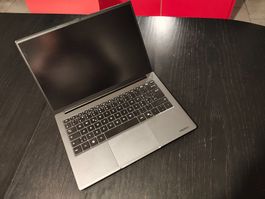 Medion Avantium 14 e1e (8GB ram 250 NVMe + 128gb emmc)