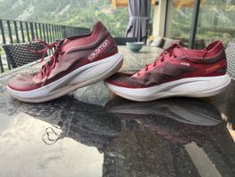 Salomon Phantasm Laufschuhe Rot Grösse 44 2/3 guter Zustand