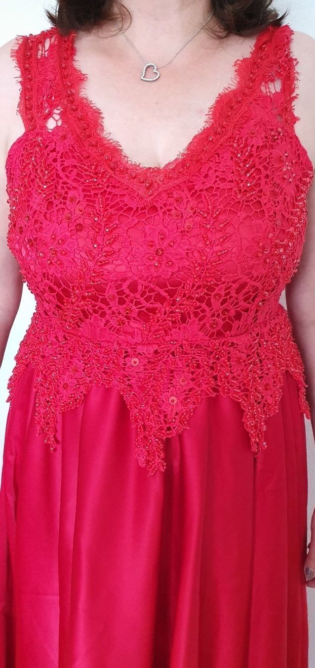 Vestiti: Belle robe de soirée rouge – Nuovo (secondo la descrizione) da Prilly venduto da RoDyRe 2