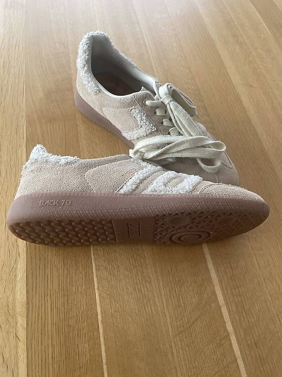 Scarpe da donna: Sneakers Back 70 – Usato da Emmenbrücke venduto da sim_gt9g 2