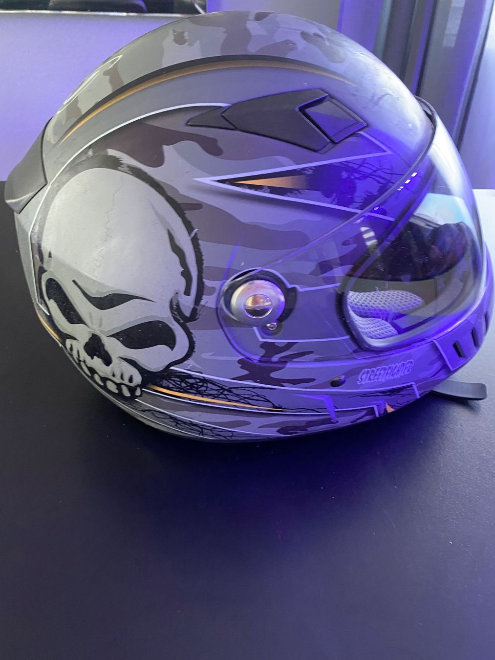 Caschi & visiere: Motorradhelm Streetfighter – Usato da Däniken SO venduto da jai_6k9q 3