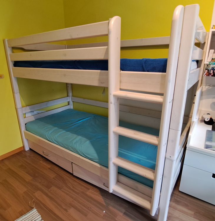 Flexa Bett, 1 Bett mit Etagen erhöhung und 2 Schubladen | Kaufen auf ...