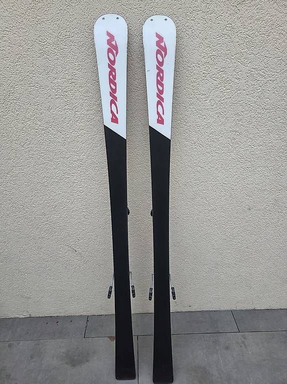 Nordica Skis: Ski de piste – Gebraucht aus Ardon von gae_y2dd 2
