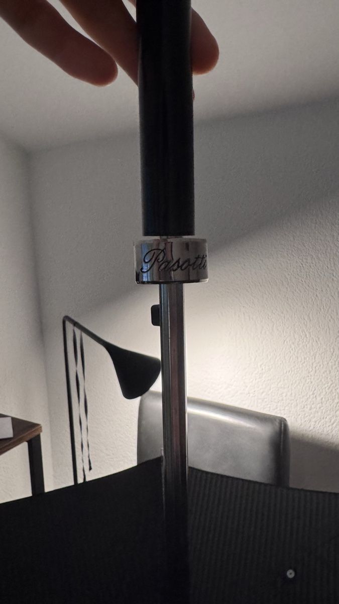 Ombrelli: Pasotti Schirm mit Labrador Handle – Usato da Brugg AG venduto da GiovanniVercetti 3