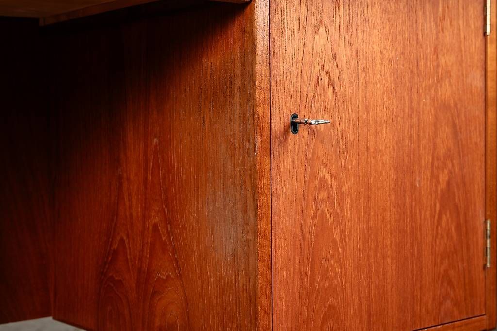 Schreibtische: Schreibtisch Mid -Century – Gebraucht aus Beringen von 8222Beringen 5