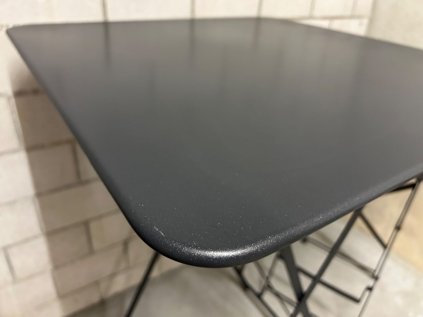 Fermob Set di tavolo e panche: Gartenmöbel Bistro Fermob – Usato da Bern venduto da Cosmo1896 4