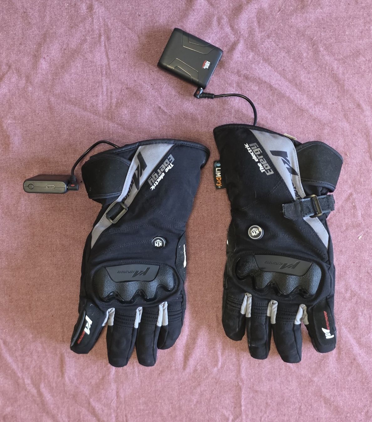 Handschuhe & Handstulpen: Kemimoto Beheizbare Winter-Motorradhandschuhe – Gebraucht aus Schöfflisdorf von Usserdorf