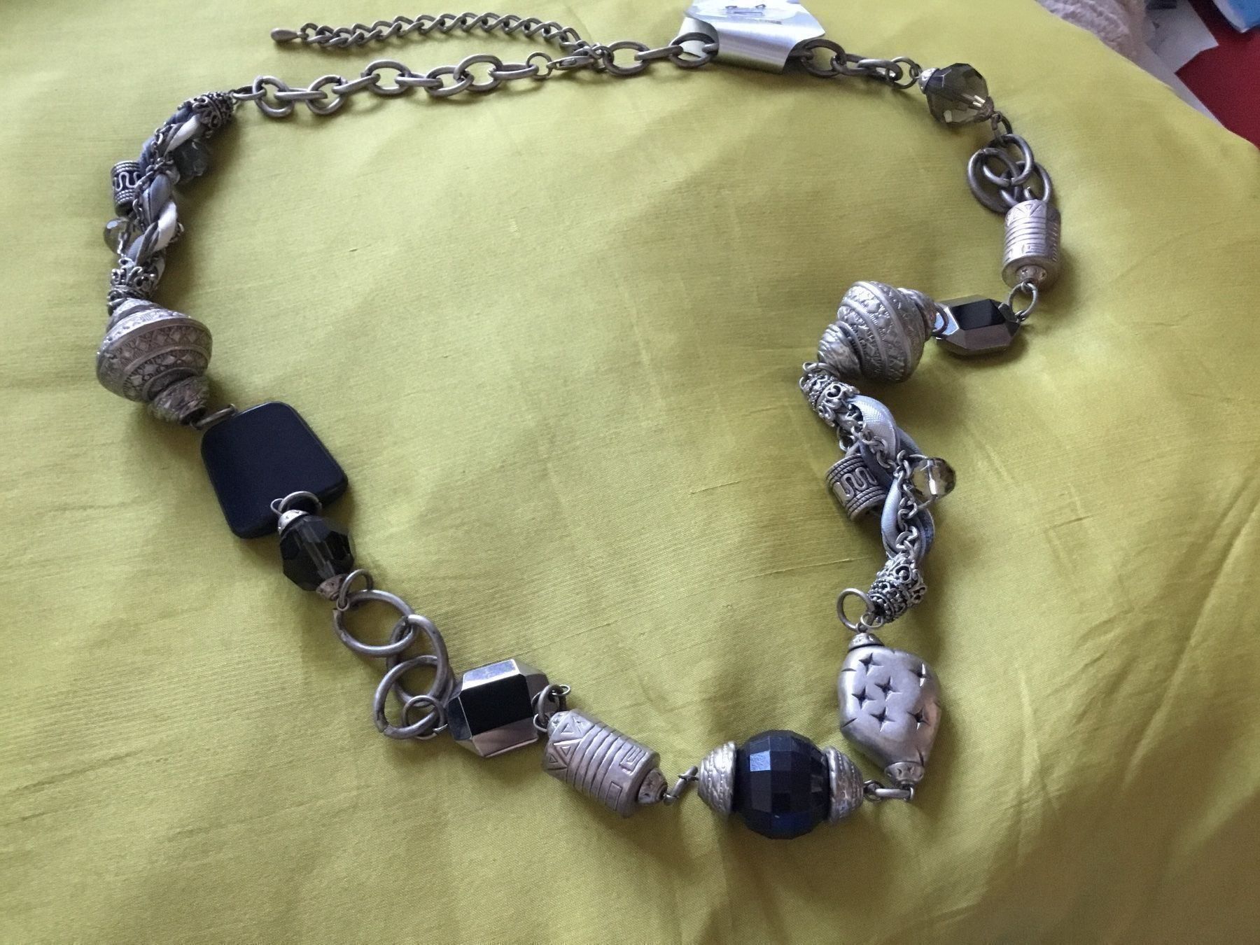 Ketten: Collier long métal argenté style ethno – Neu und originalverpackt aus Le Landeron von nic_8hd5 3