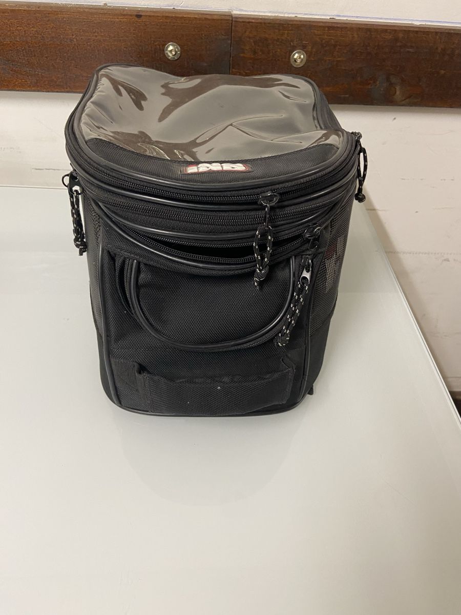IXS Borse: IXS Tankrucksack schwarz – Usato da Dietikon venduto da brocki-eyra 3