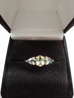Goldring mit sehr schönen Saphir Steinen, Größe 52,5