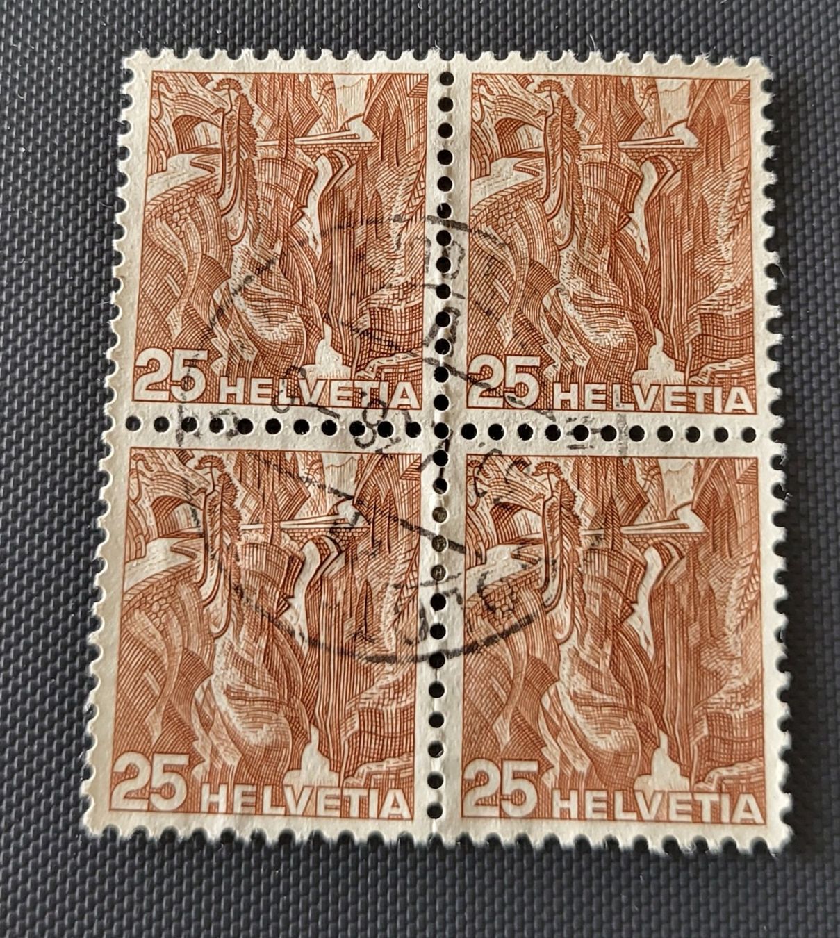 Tutti i francobolli: Viererblock Vollstempel briefmarke – Usato da St Gallen venduto da Stampsalshobby