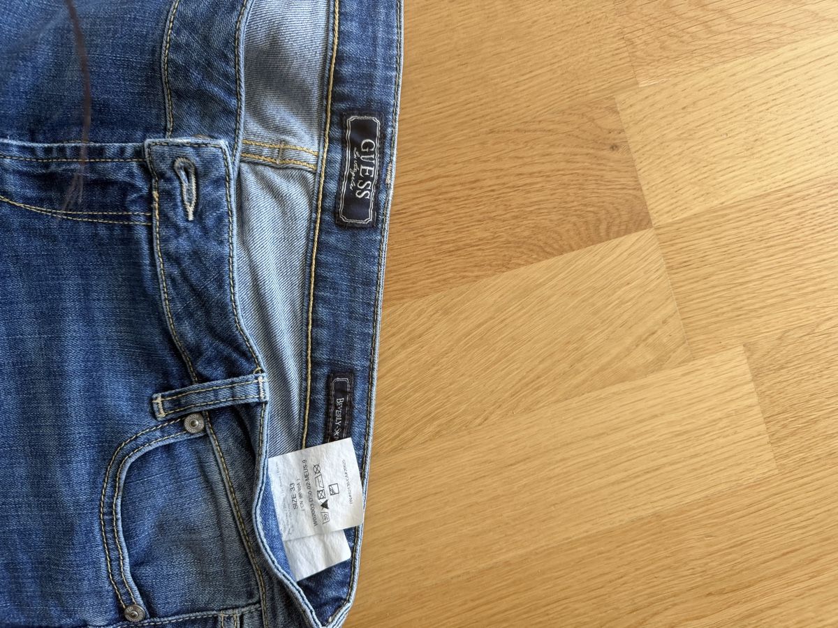 Guess Pantaloni: Guess Damen hose – Usato da Rümlang venduto da Ze933 1